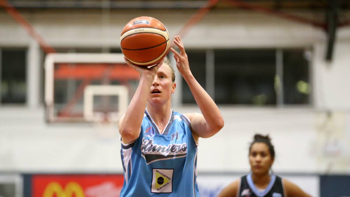 ON TARGET: Shannon Novosel was among the topscorers in the Hunters women's demolition of Sutherland at Newcastle Basketball Stadium last night. Picture by Max Mason-Hubers.