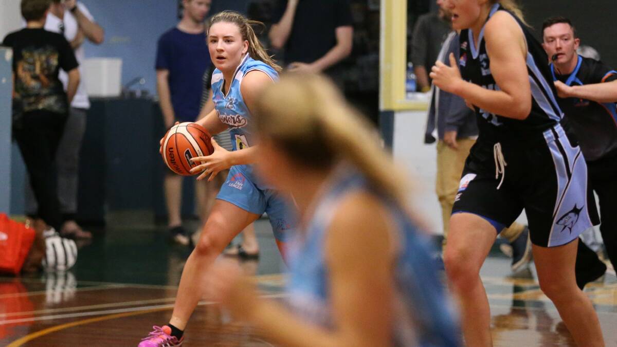 IMPACT: Alison Ebzery was a stand-out as Newcastle Hunters downed Hills Hornets in the Waratah Basketball League women's championship. Picture: Max Mason-Hubers