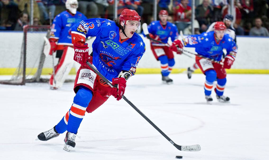 BACK AGAIN:  Canadian Scott Swiston, part of the AIHL championship-winning team last year, will join the Newcastle North Stars again this season. He arrived on Monday. Picture: Mark Bradford
