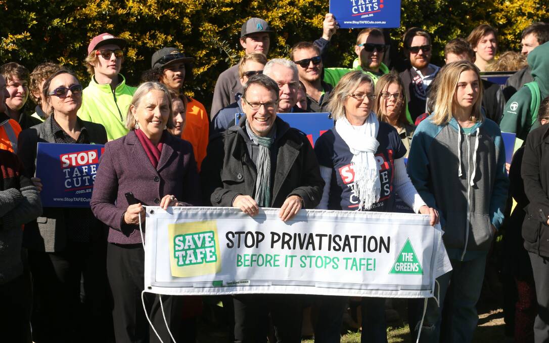RED ALERT: NSW Greens MPs gather at Belmont TAFE to address students and staff about funding cuts.