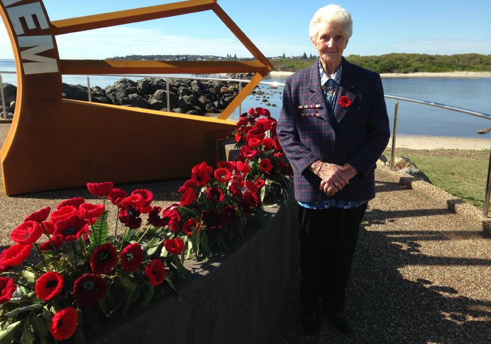A daughter and mother's project to knit centenary poppies becomes a community project.