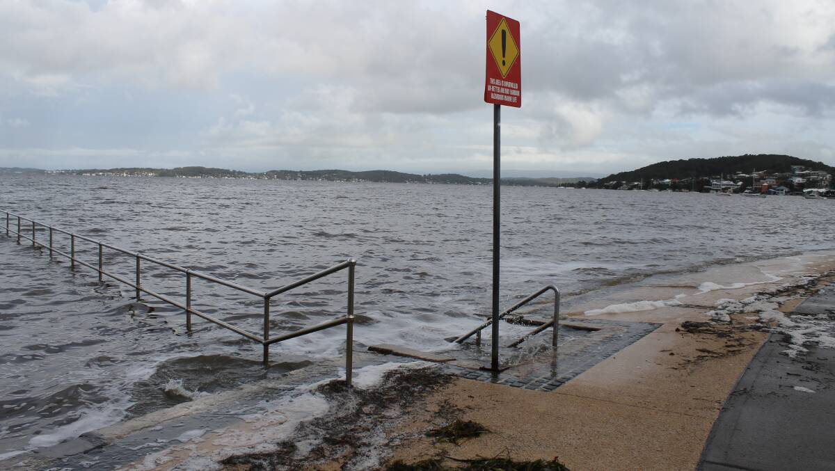 Newcastle and Lake Macquarie storm update: Wednesday morning | PHOTOS