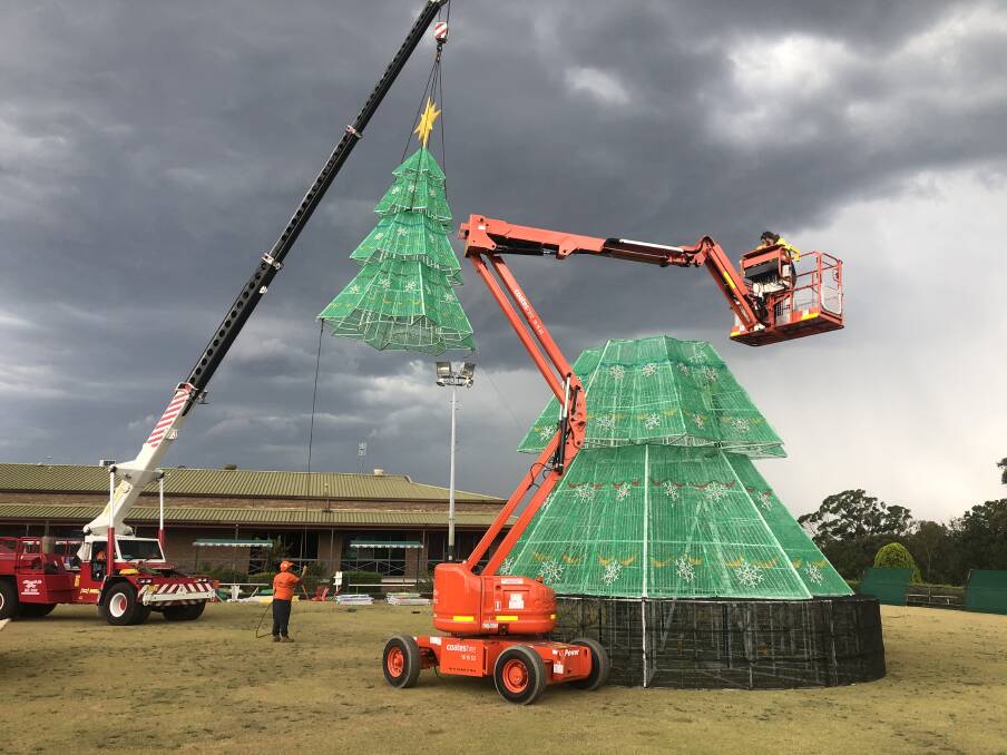 The 12.5-metre display at Morisset features more than 20,000 LED globes, which were turned on last week.