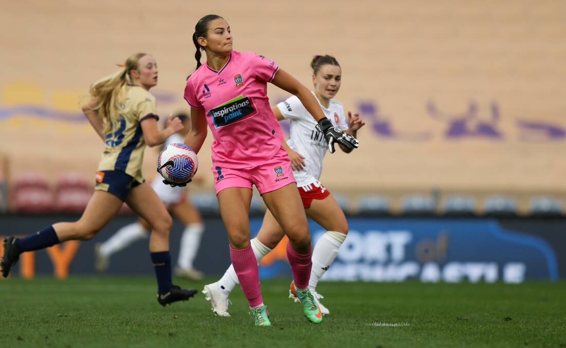 Jets goalkeeper Izzy Nino in action this A-League Women's campaign. Picture by Jonathan Carroll