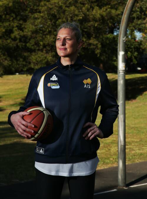 BIG NAME: Suzy Batkovic has signed with the Hunters and makes her first appearance at home on April 22. Picture: Simone De Peak