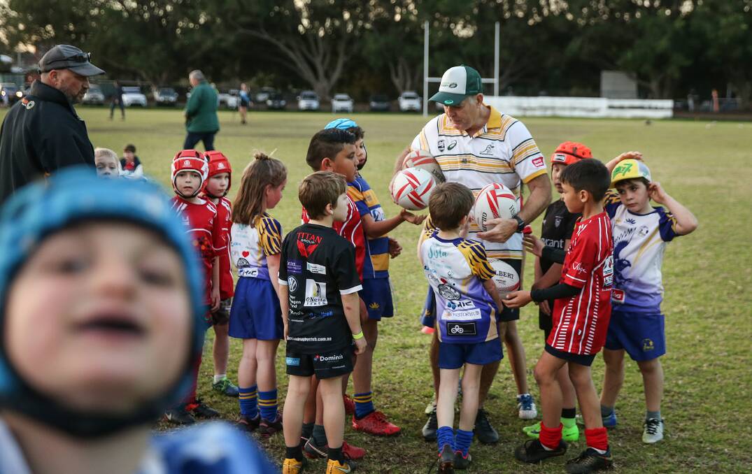Wallabies coaching clinic with David Campese and Morgan Turinui and a heap of junior kids from all the rugby union clubs in the Hunter at Passmore Oval in 2017. Picture: Marina Neil