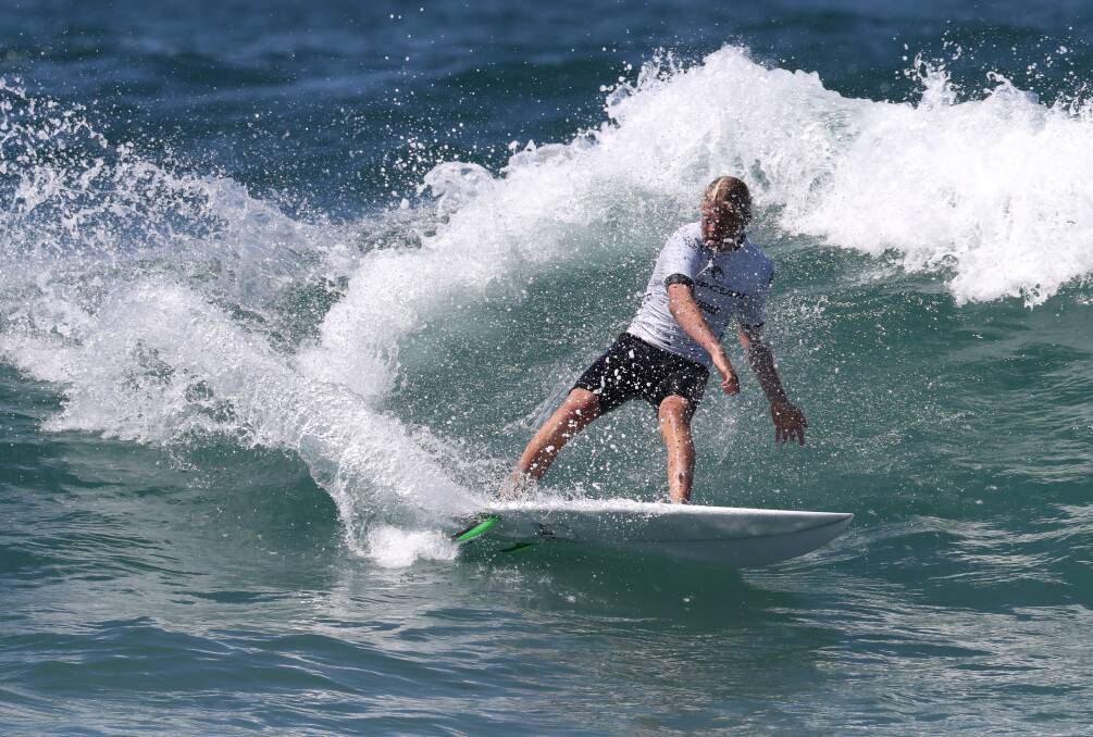 Josh Stretton from Anna Bay surfing in the 2018 Rip Curl GromSearch National Series in Newcastle. Picture: Throwing Buckets / Surfing NSW