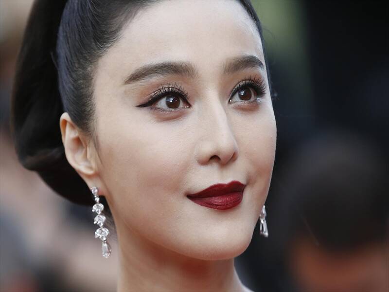Chinese actor Fan Bingbing's tax evasion conviction has stopped the release of the film Air Strike.
