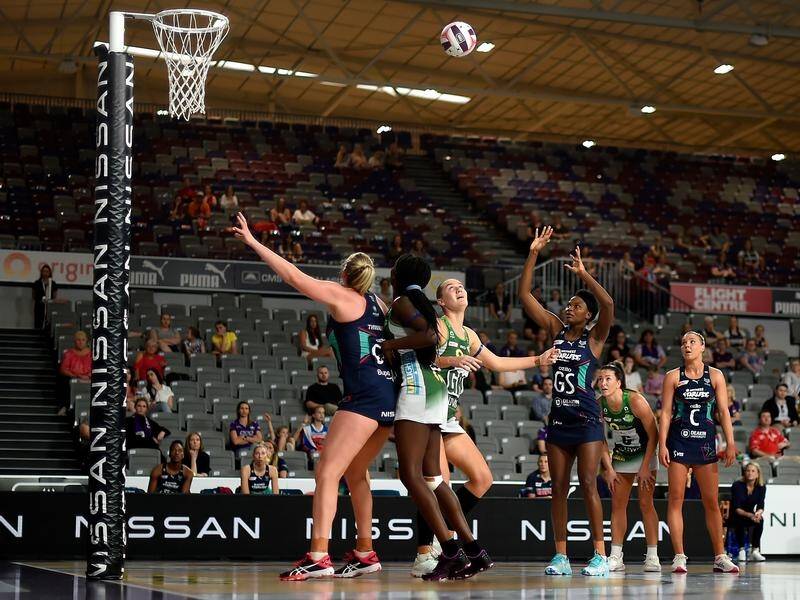 Melbourne Vixens and West Coast Fever played out the second raw of the Super Netball season.
