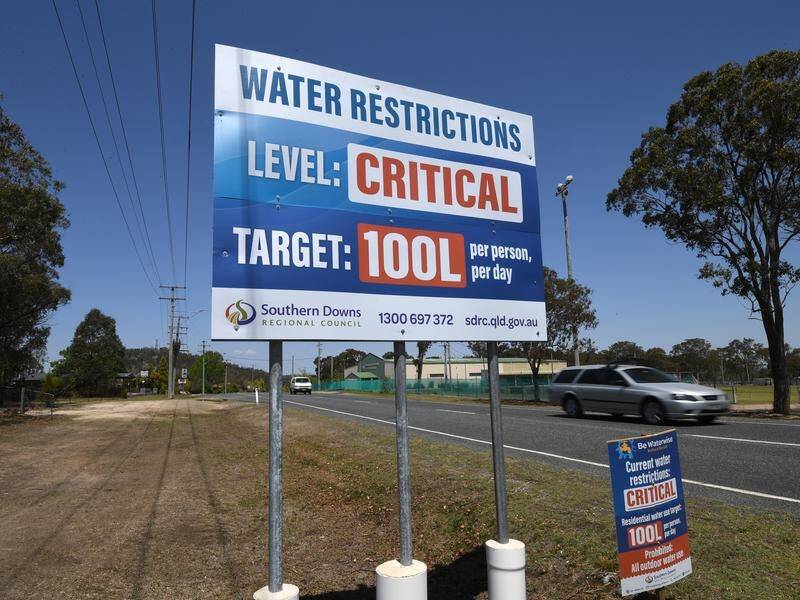 A Chinese company has changed plans to take almost 100m litres of water from drought-hit Queensland.