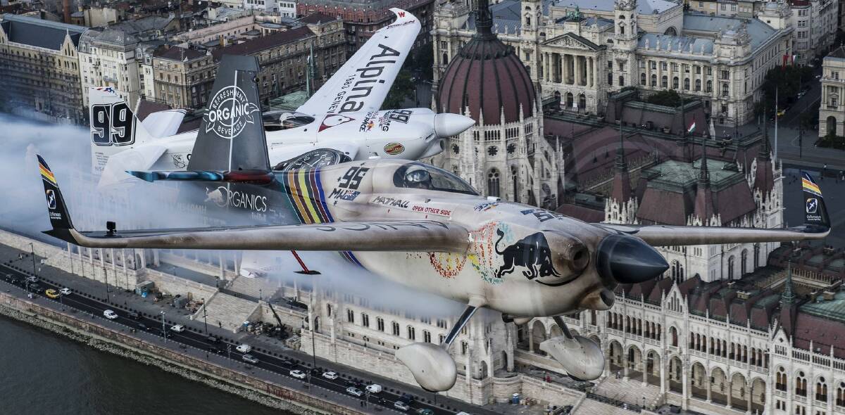 Matt Hall and Michael Goulian fly in unison in the skies over Budapest in the lead up to the fourth leg of the 2018 Air Race series.