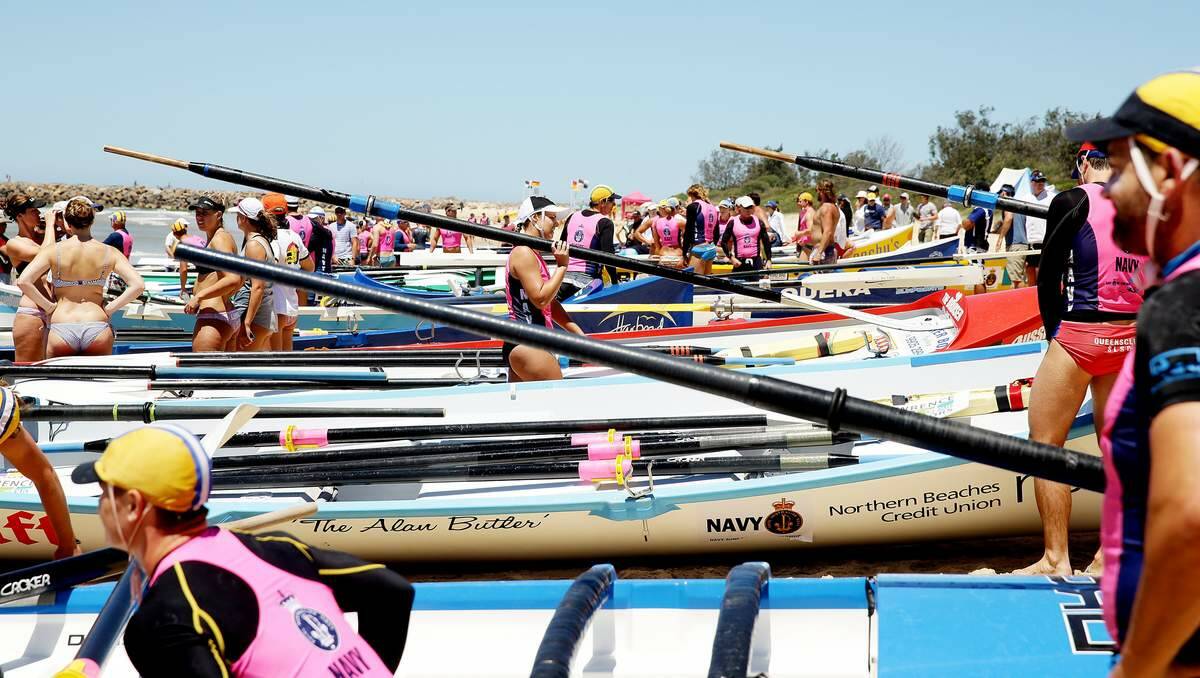 BIG TURNOUT: The Navy Australian Surf Rowers League Open finals last Sunday at Stockton beach.